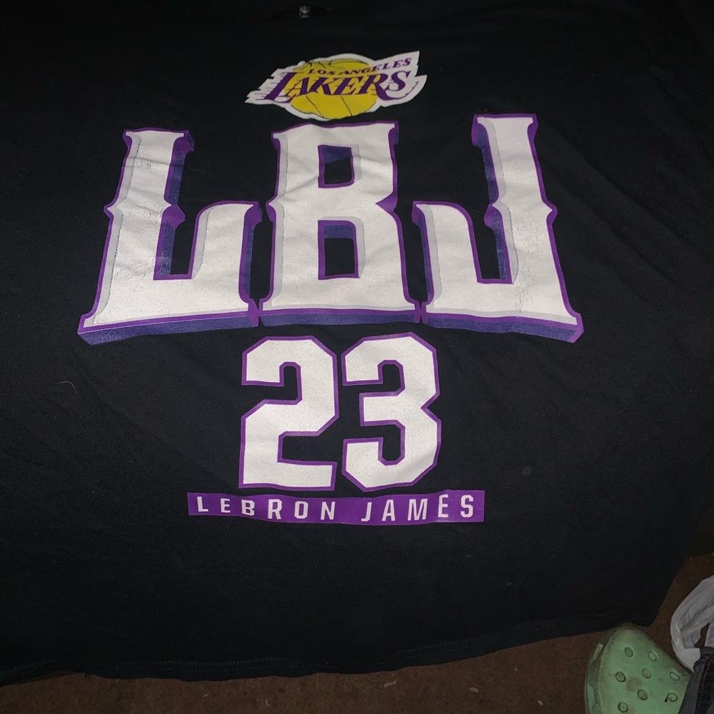 T shirt